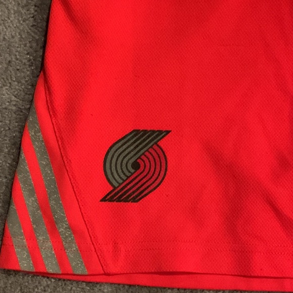 Kids Portland Trail Blazers Adidas Nba Basketball Shorts - Picture 2 of 8